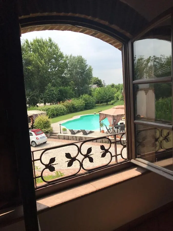 B&B Il Martin Pescatore Bagnolo San Vito Bed & Breakfast